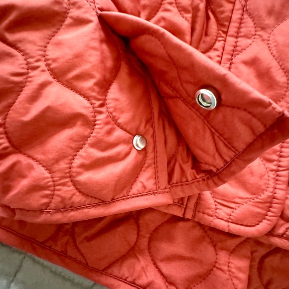 NWOT Women’s Peter Millar Quilted Jacket (L) - Picture 7 of 13